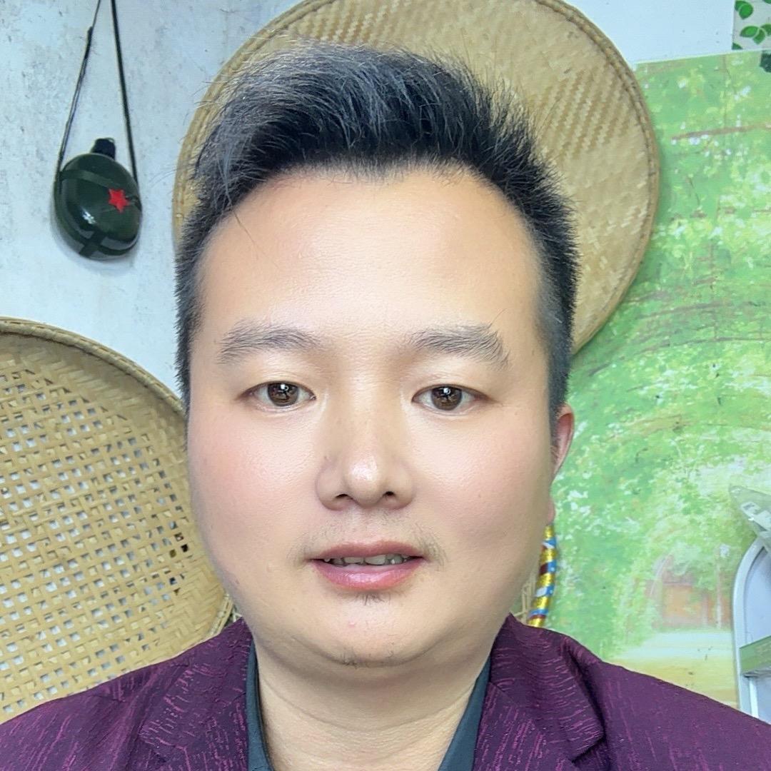 蟑螂哥（小强）