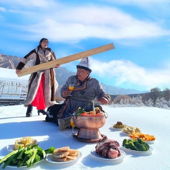 大漠胖虎 奔波田间地