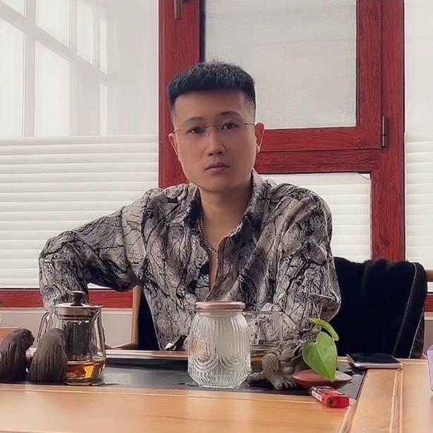 郑东（首播）19:50