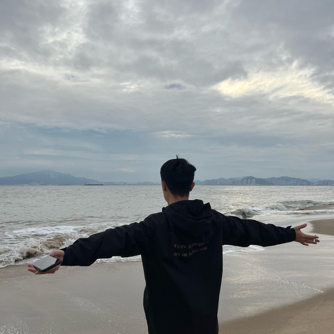 阳不凡