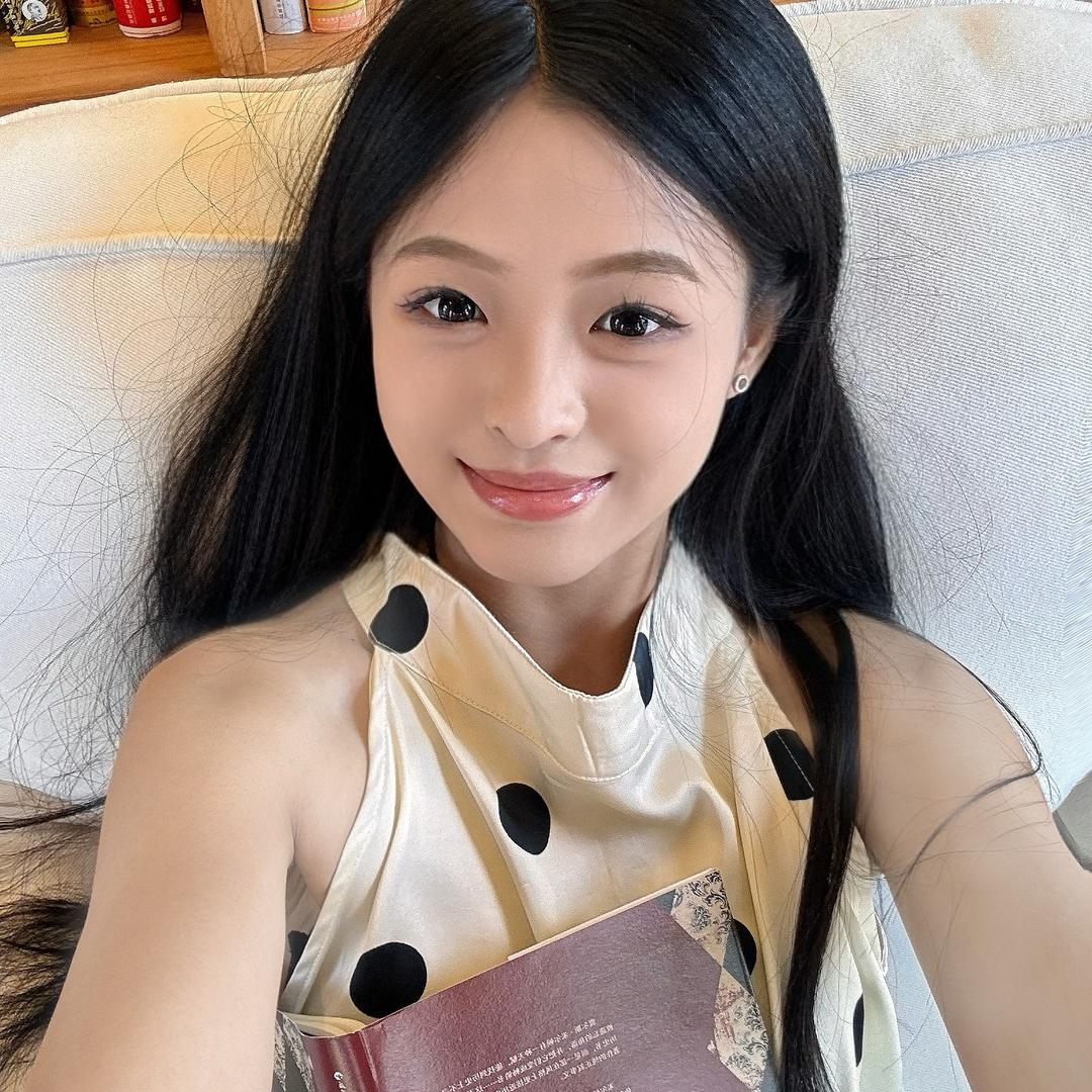 晓-