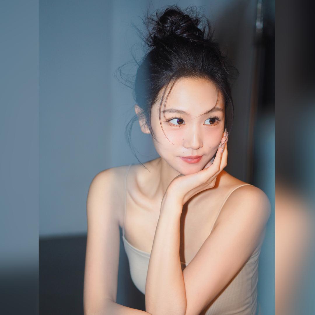 十三钗舞坊·周周老师