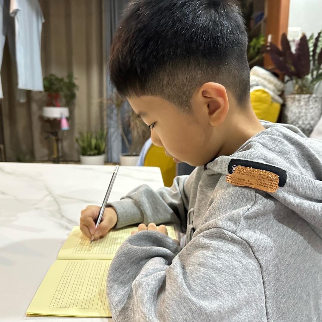 睿睿同学（二年级）