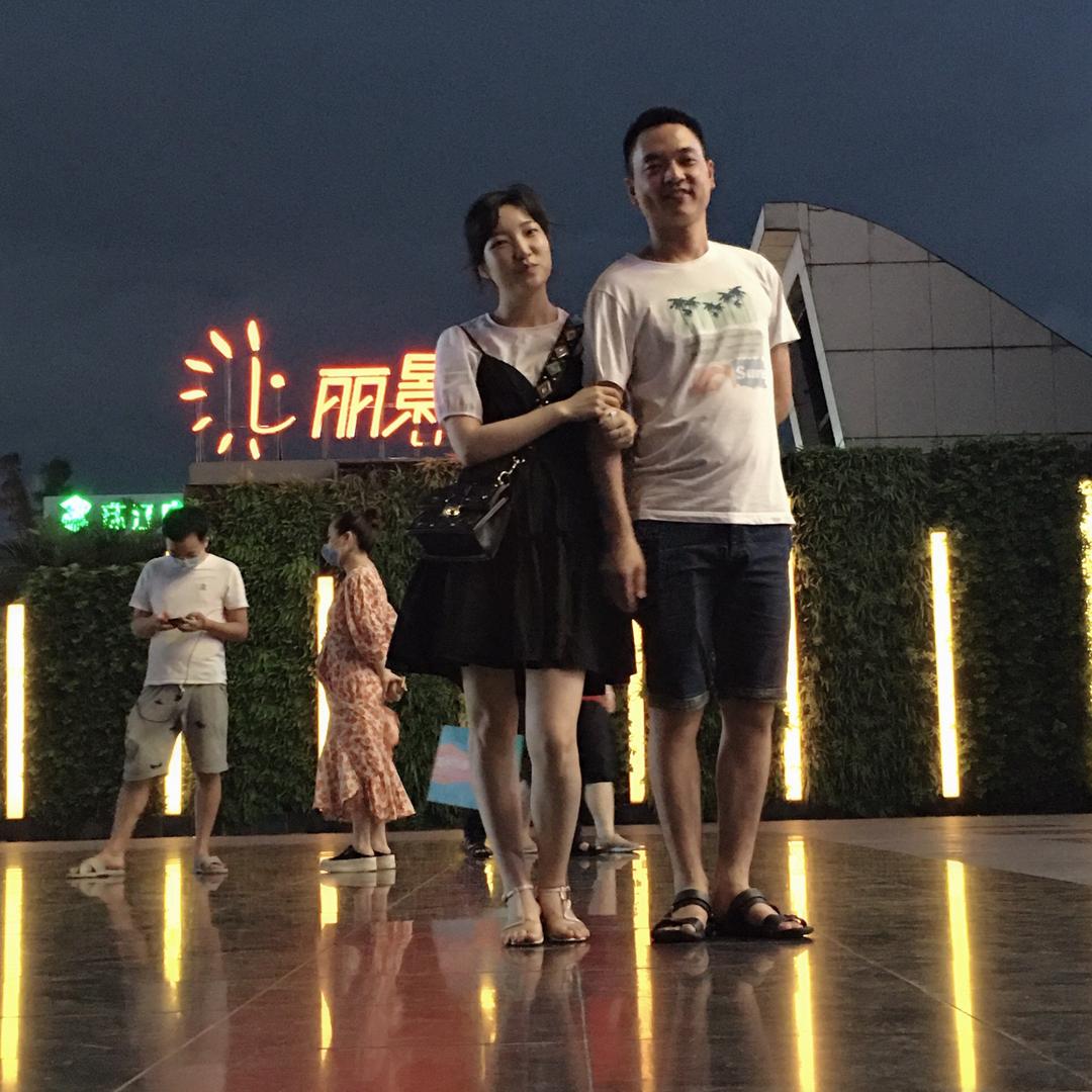 刚锅俩口子