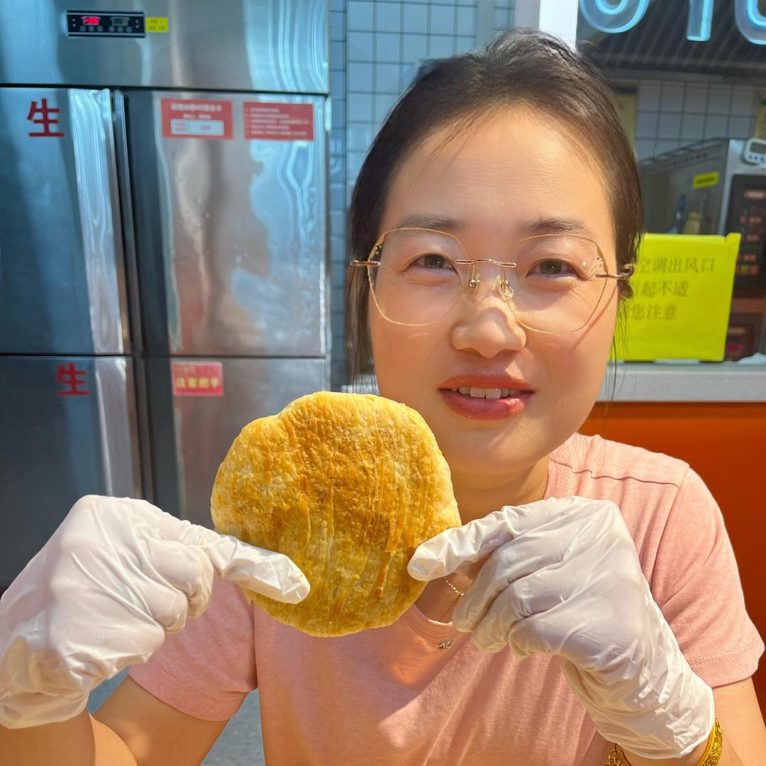 吉夫仔馅饼老板娘