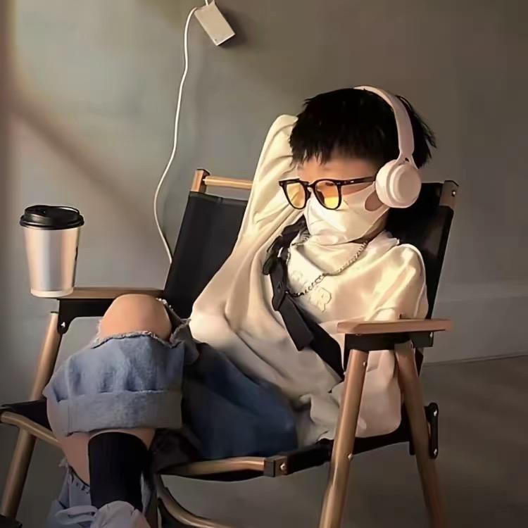 聆听你的哀伤