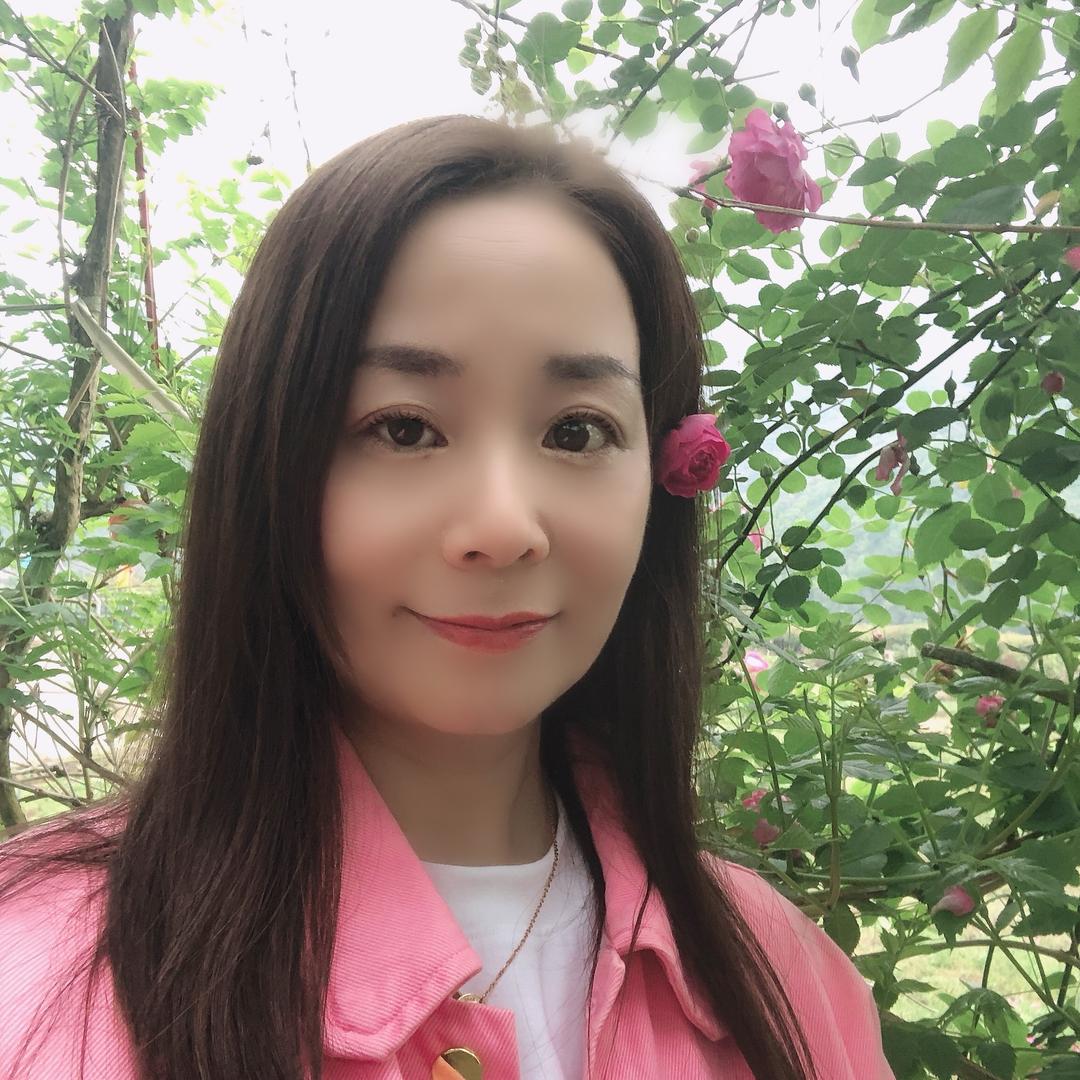 瑛子