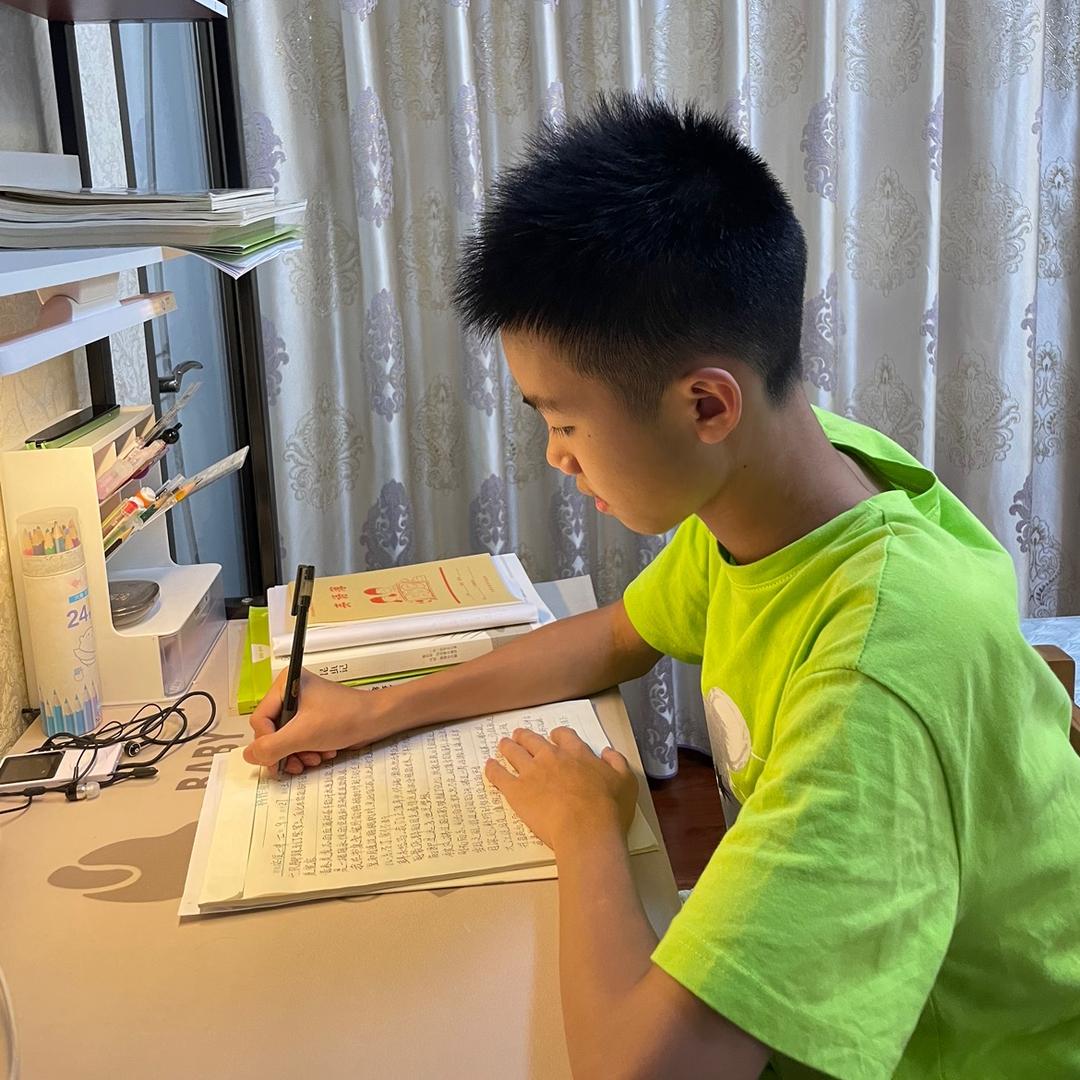 王同学