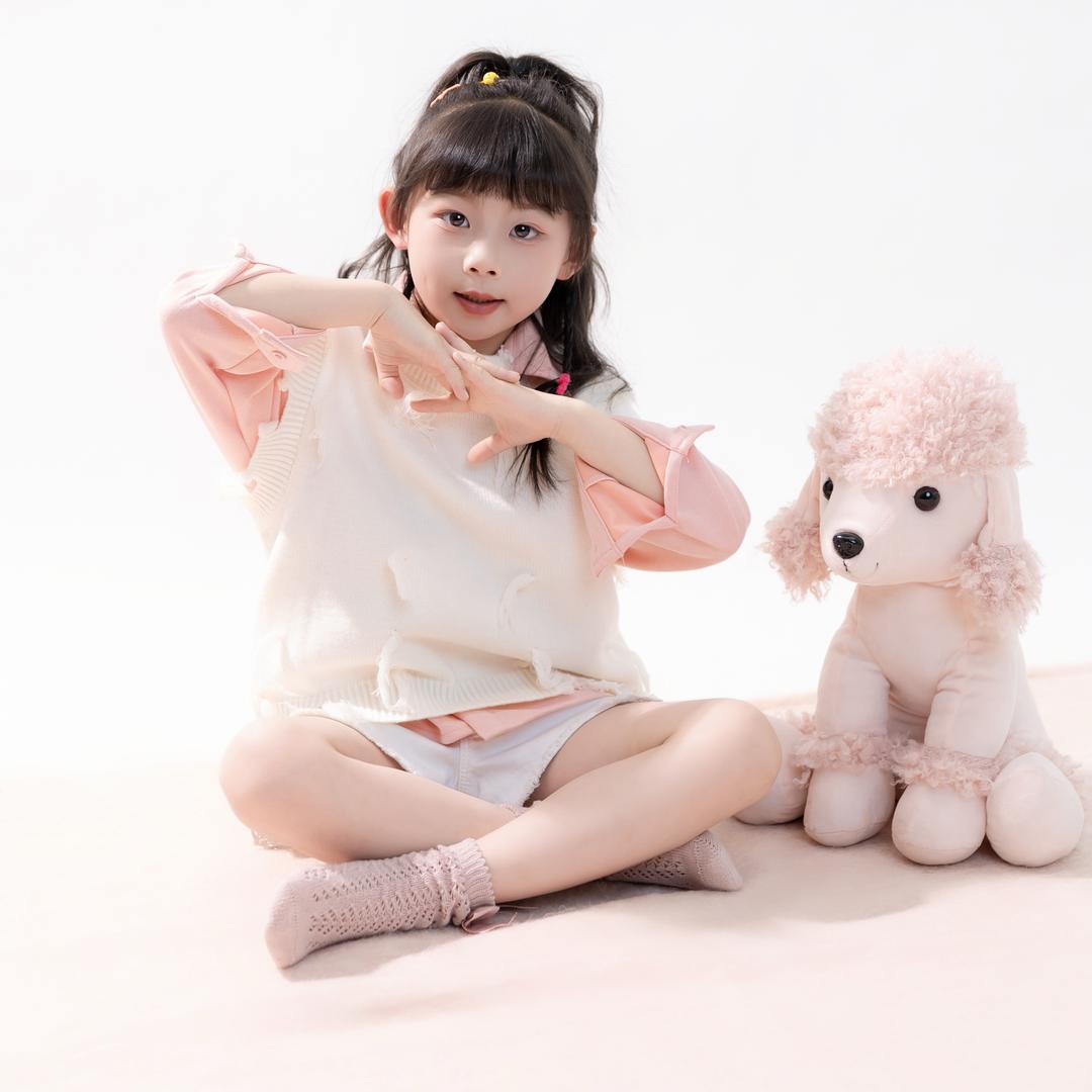Nicole-小语