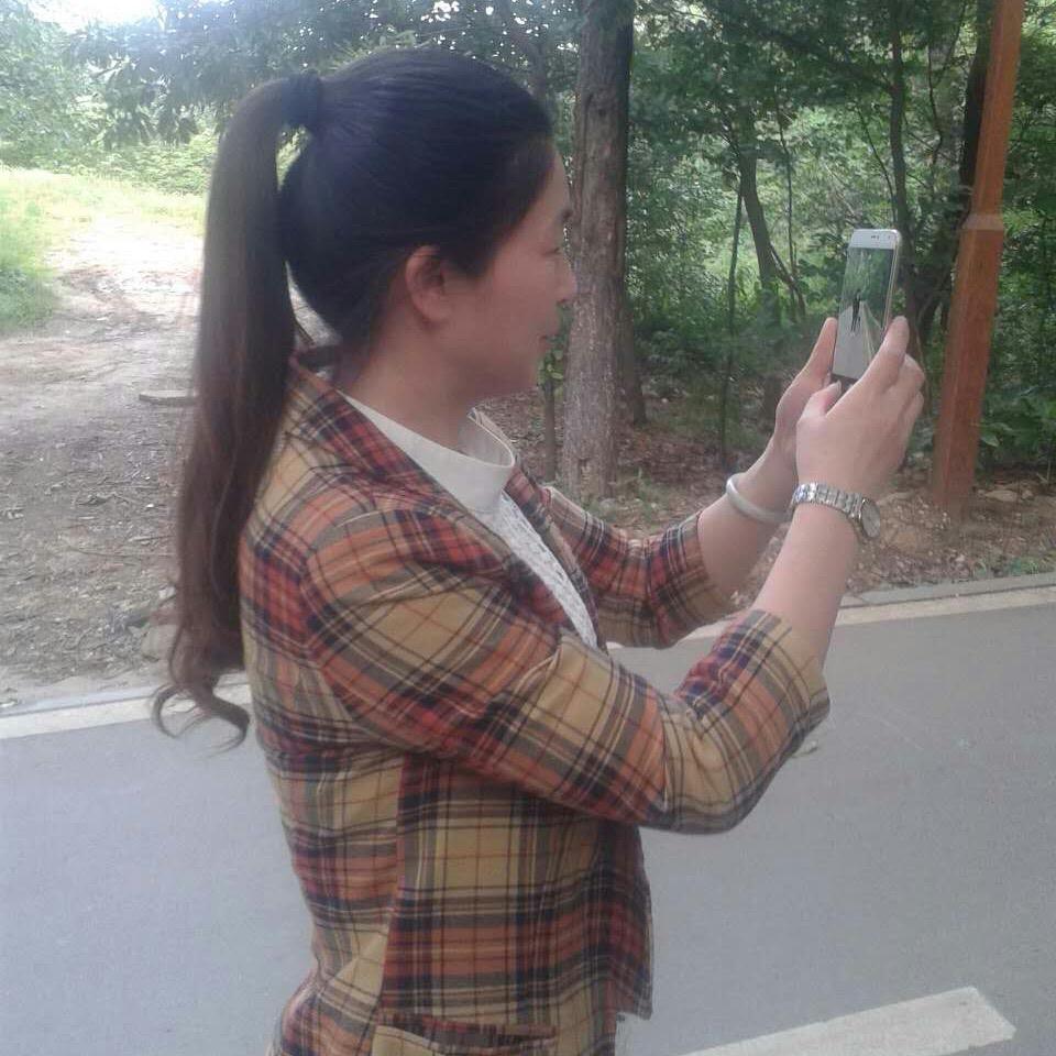 月季花海～胡俊玲小女孩旅游