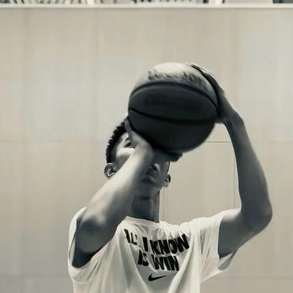 老用户周景瑶66