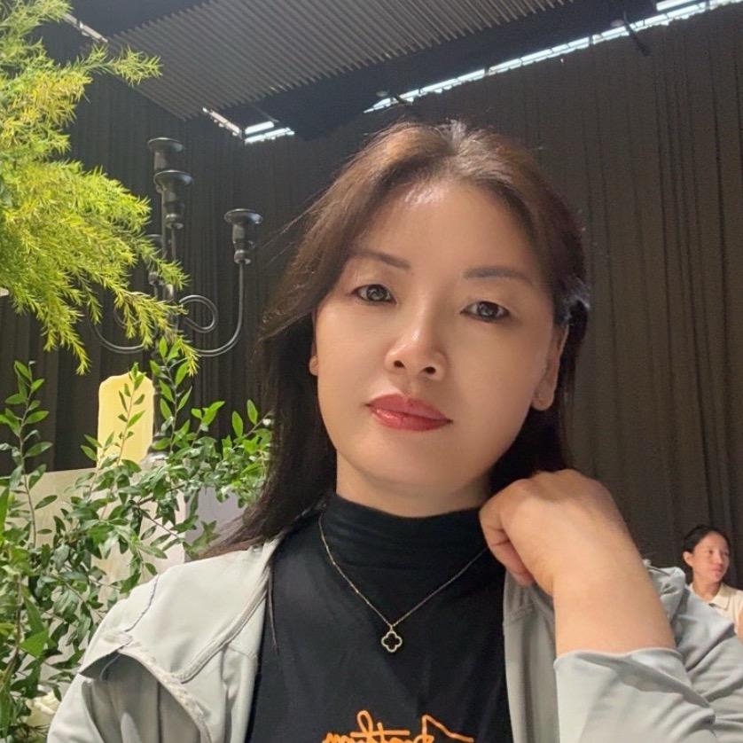 做美容的姐姐-