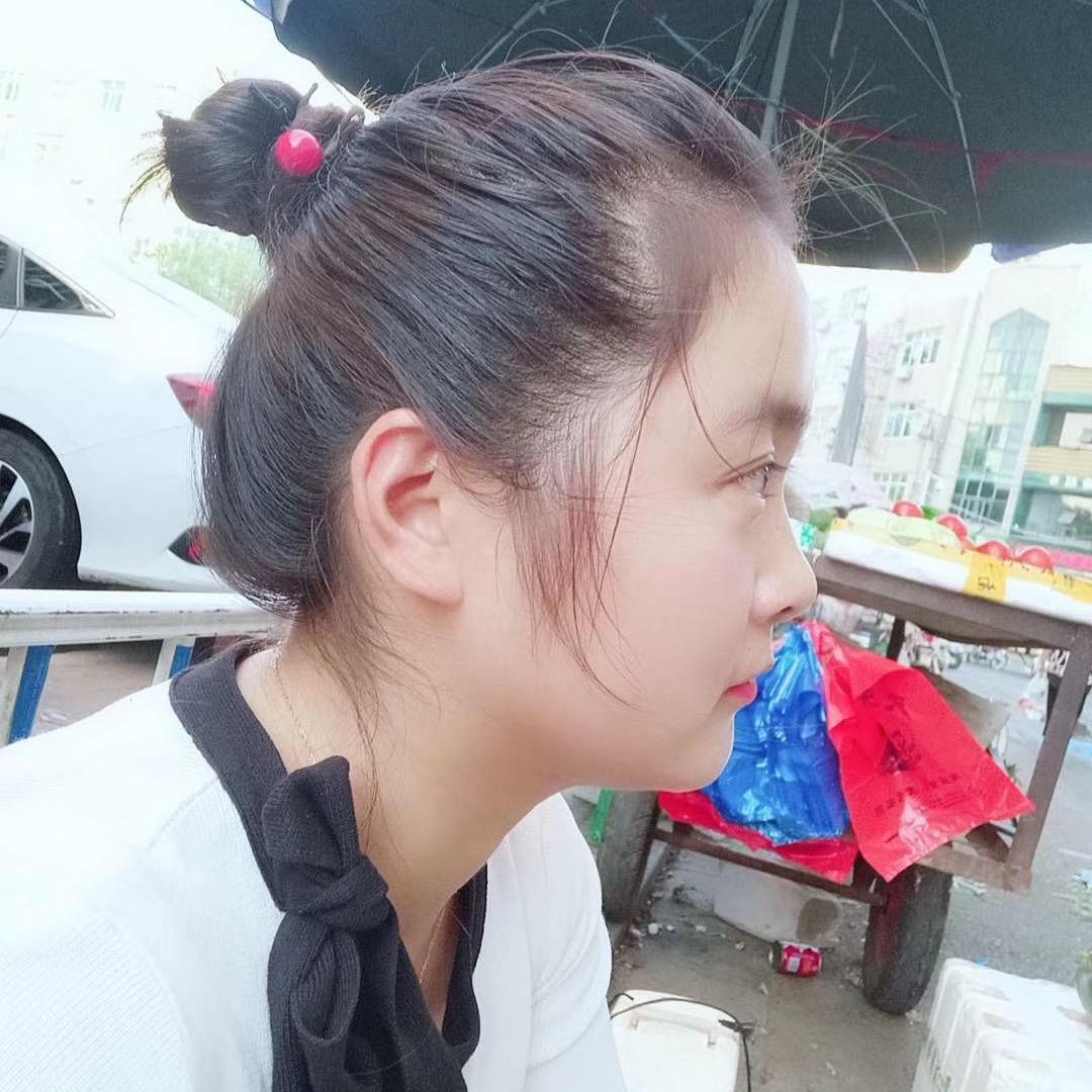 湖北黄冈卖鱼妹妹店铺