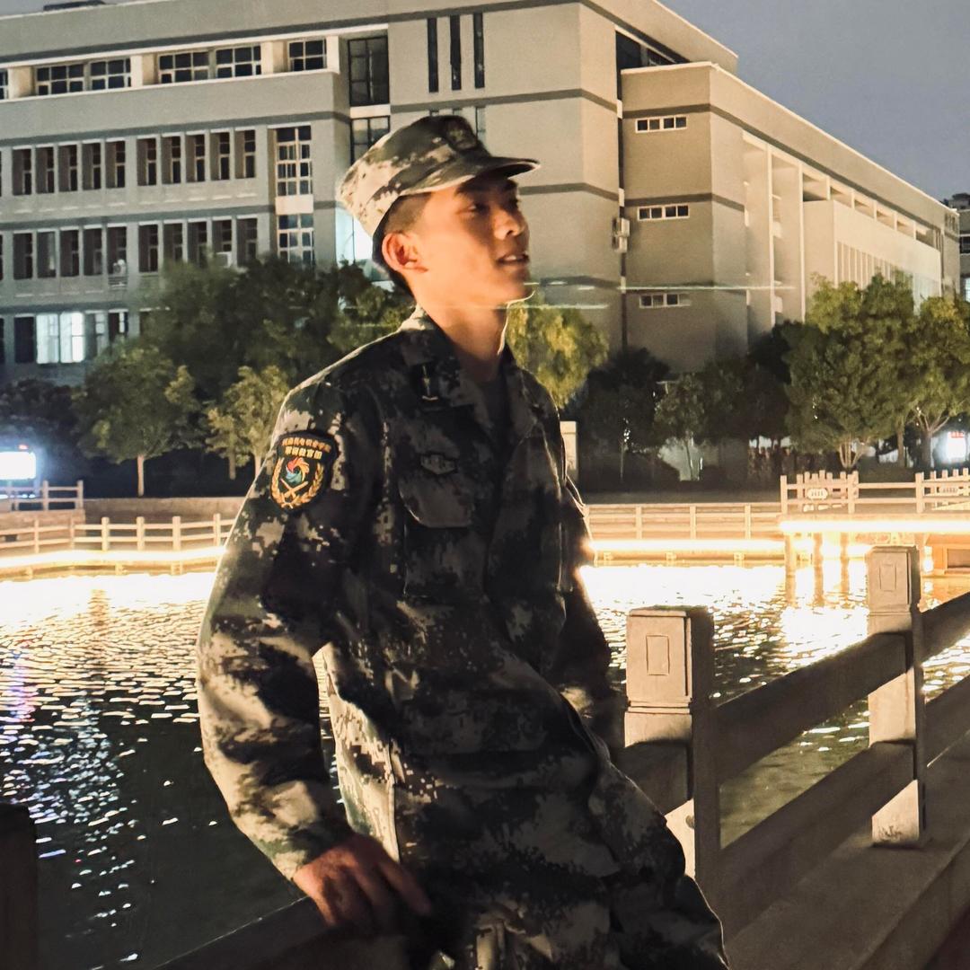 成都国防艺术综合高中