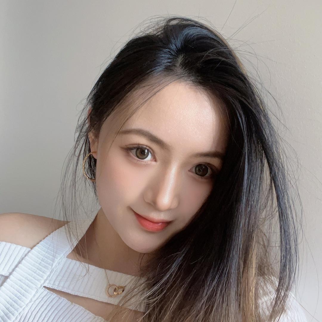 💗是霜霜Eveee🌟