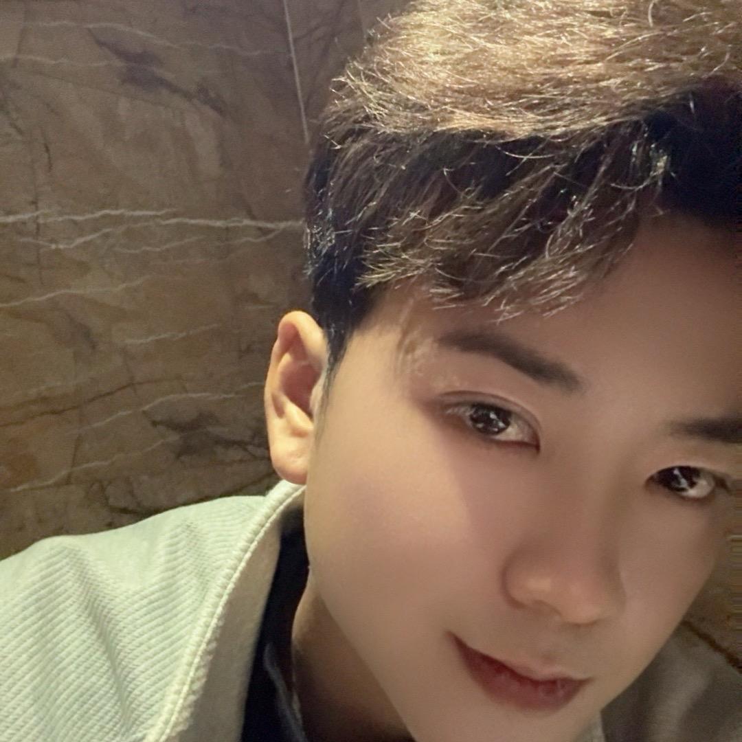 周周的朋友圈🤫