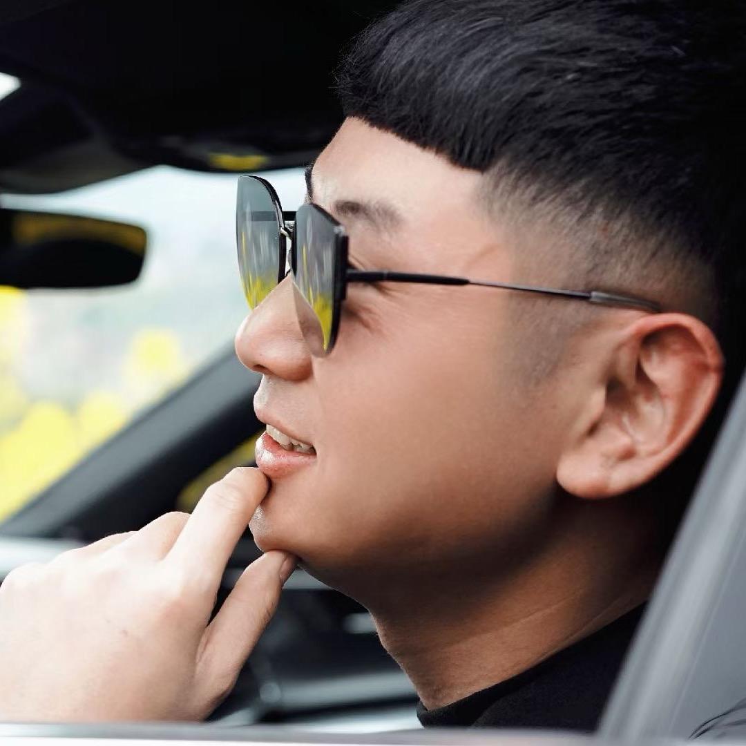 迪迦教官