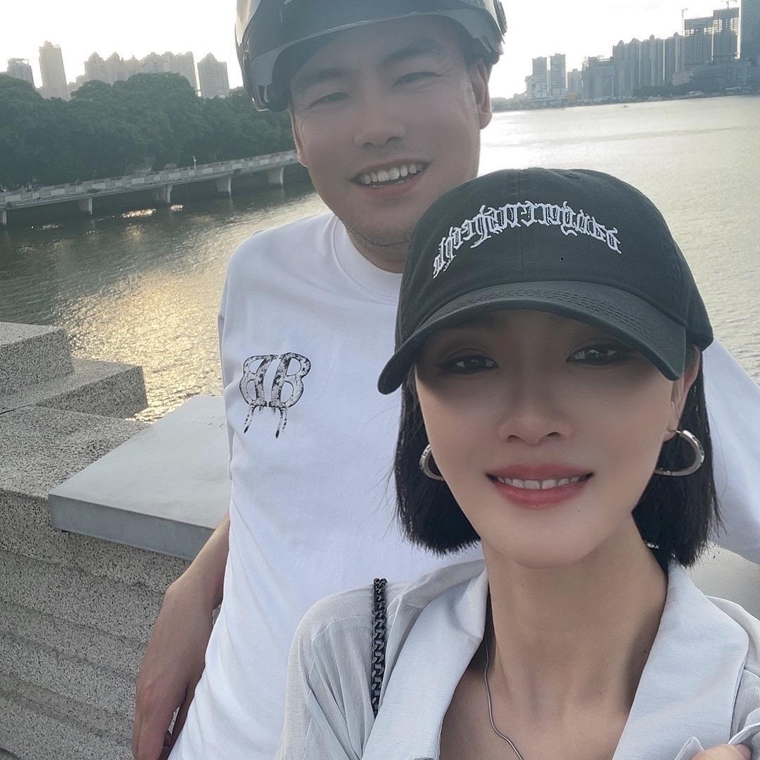 王紫WANGZI