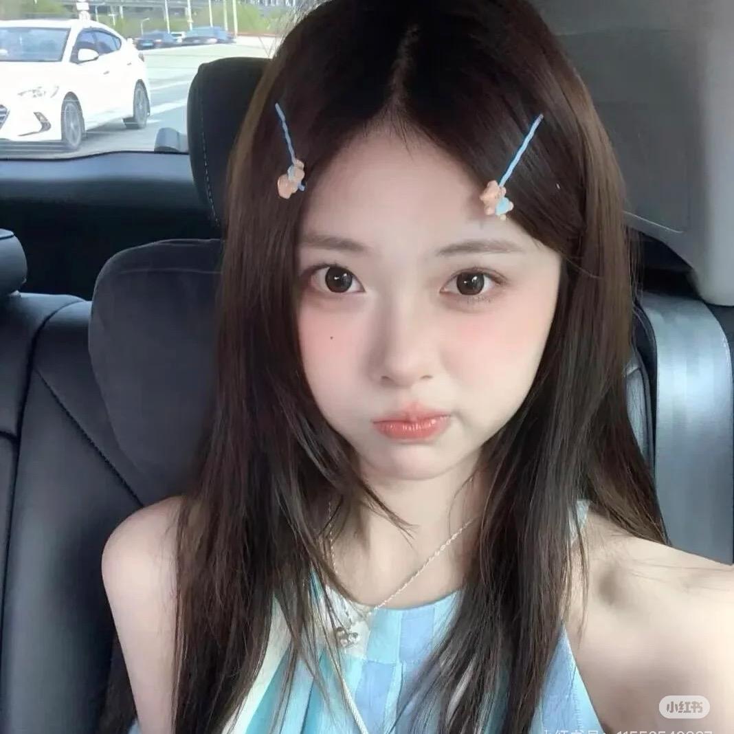 兴奋的大蟑螂