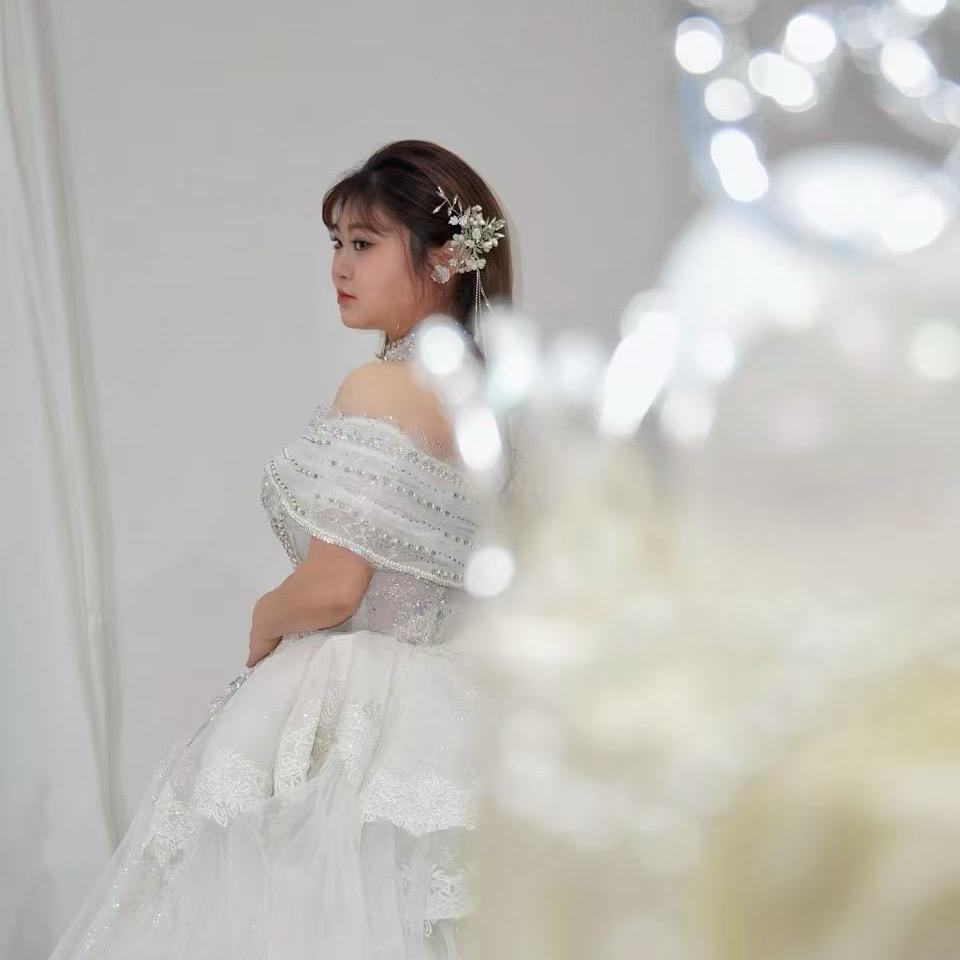 小旭吃香菜过敏