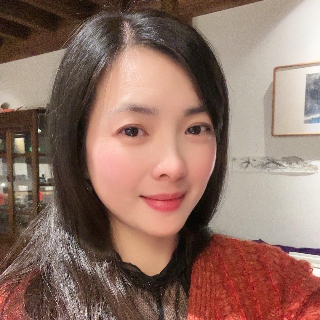 红腾台灯何居风