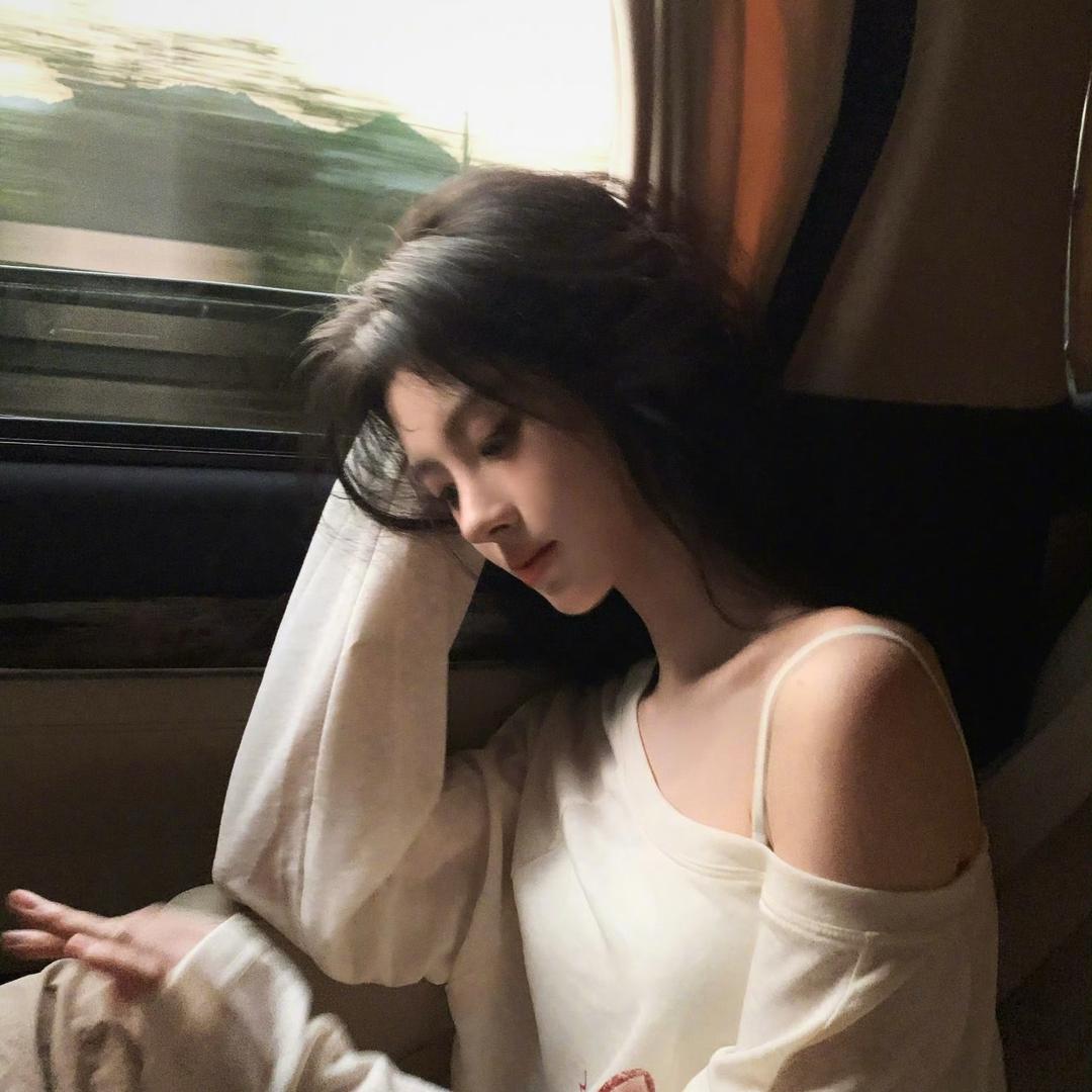 Jenny很爱买