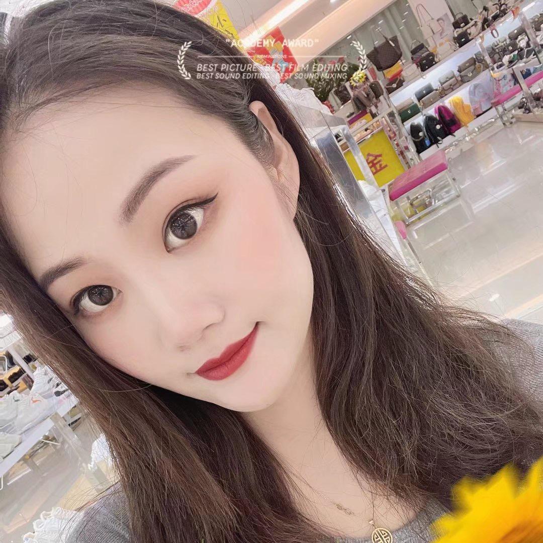 小橙子吖