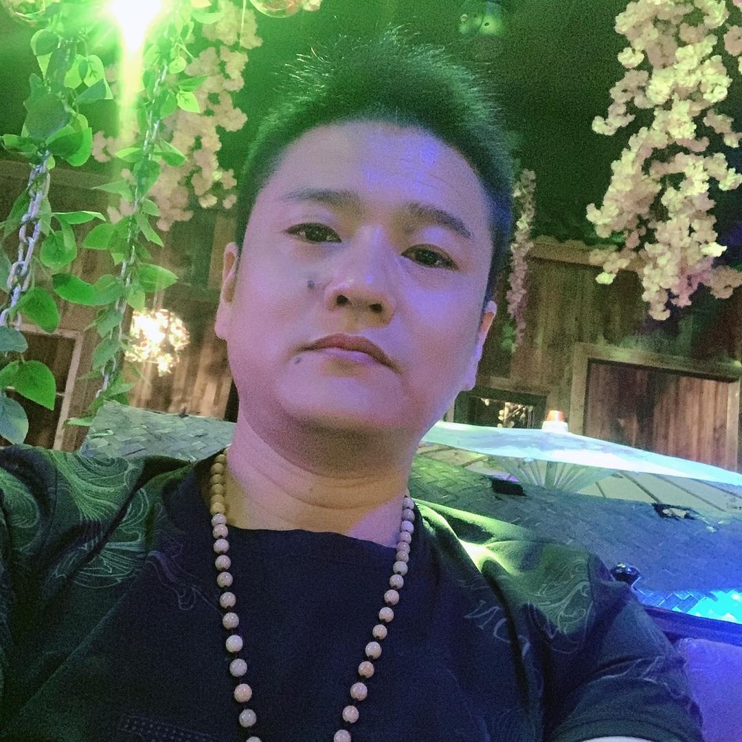 欧阳龙飞
