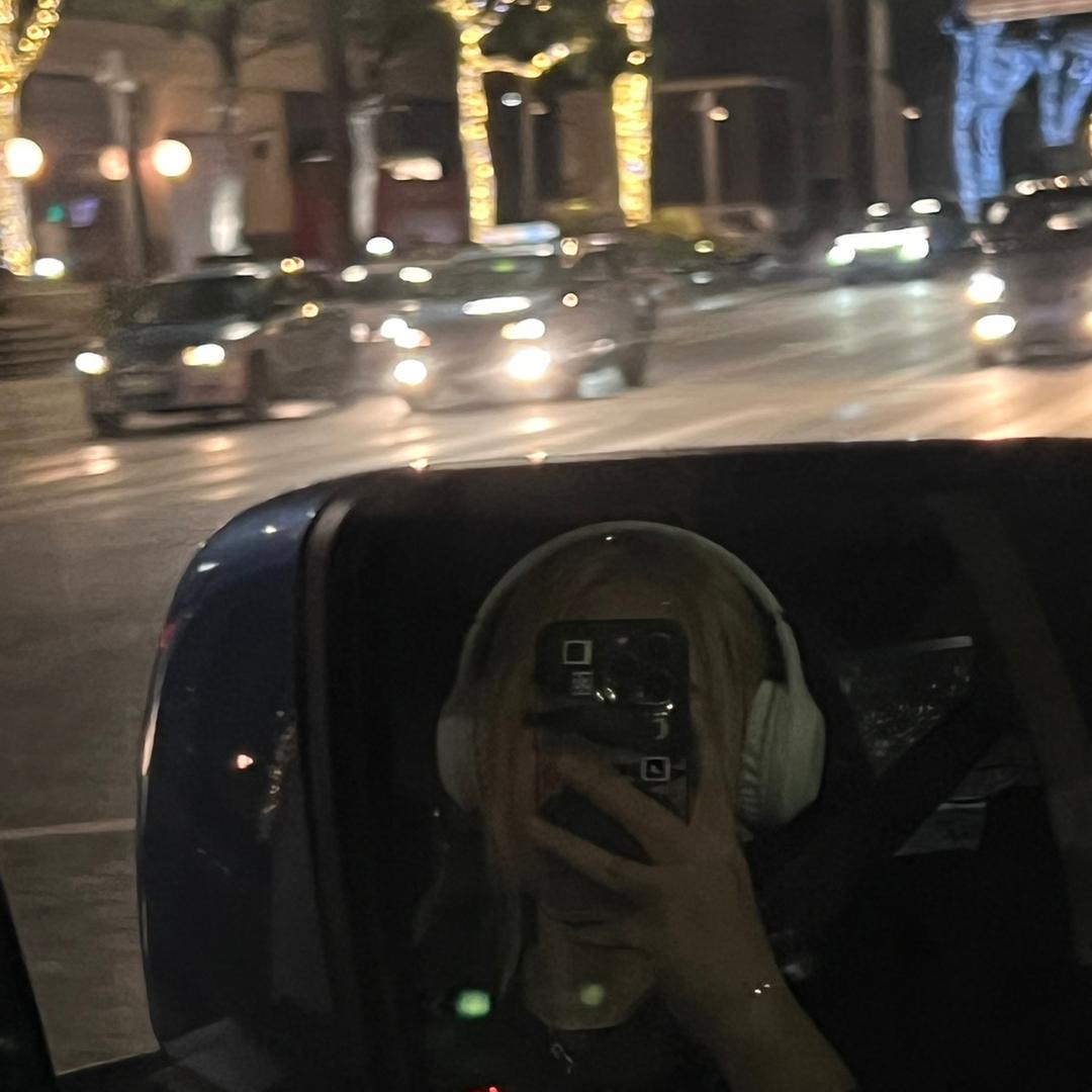 波妮-