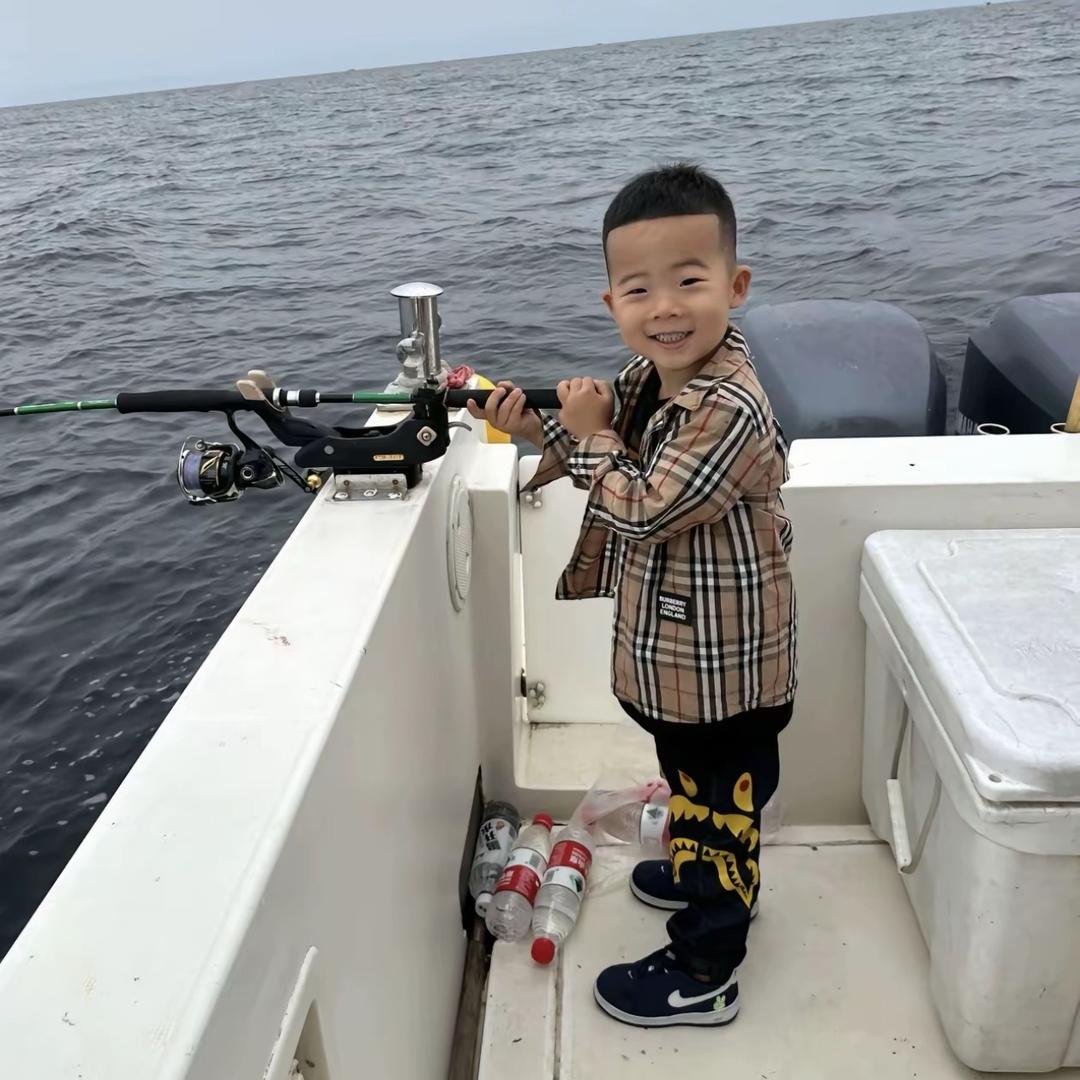 小赵同志      .