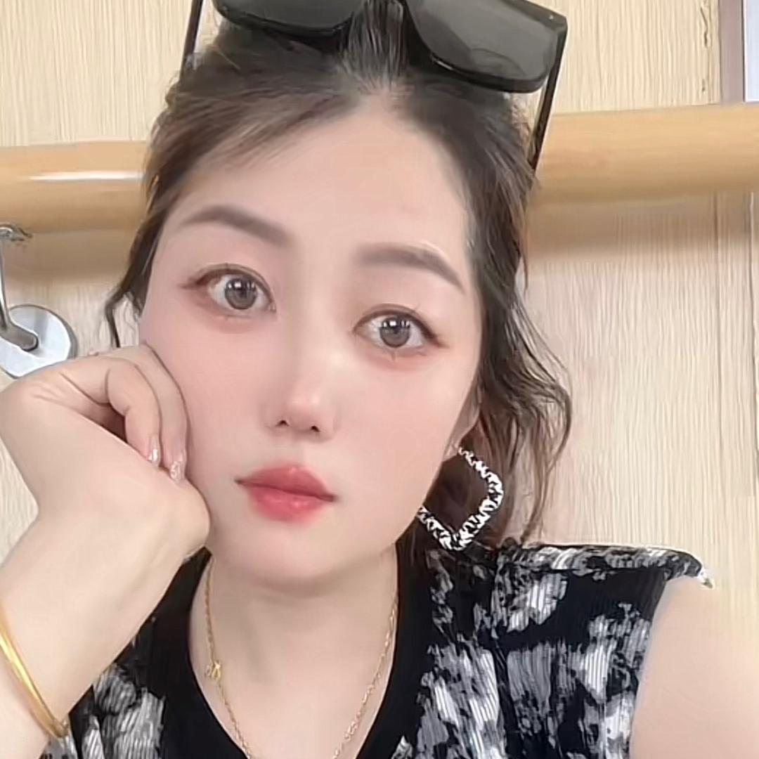 百 合@