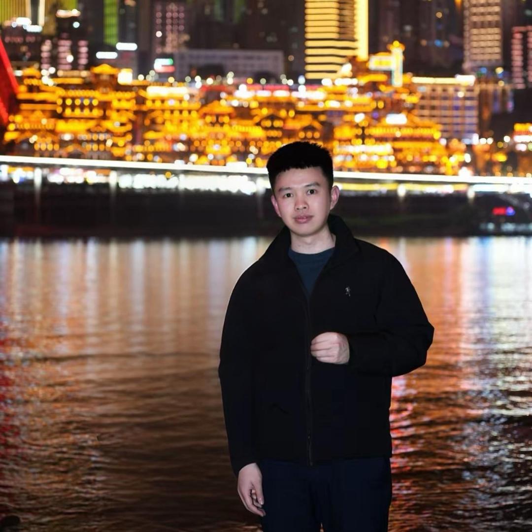 臻邸行-邹同学