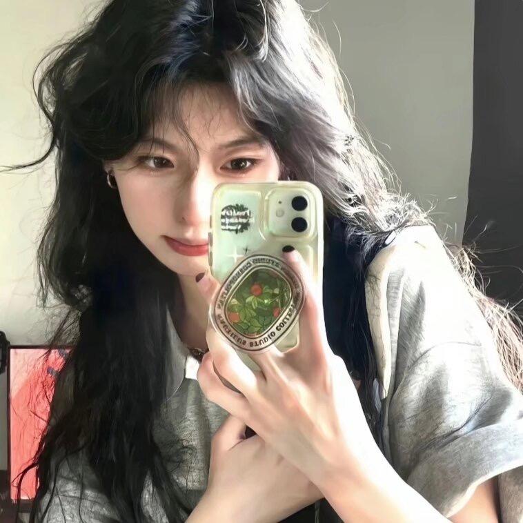 奥特曼爱上小怪兽💨