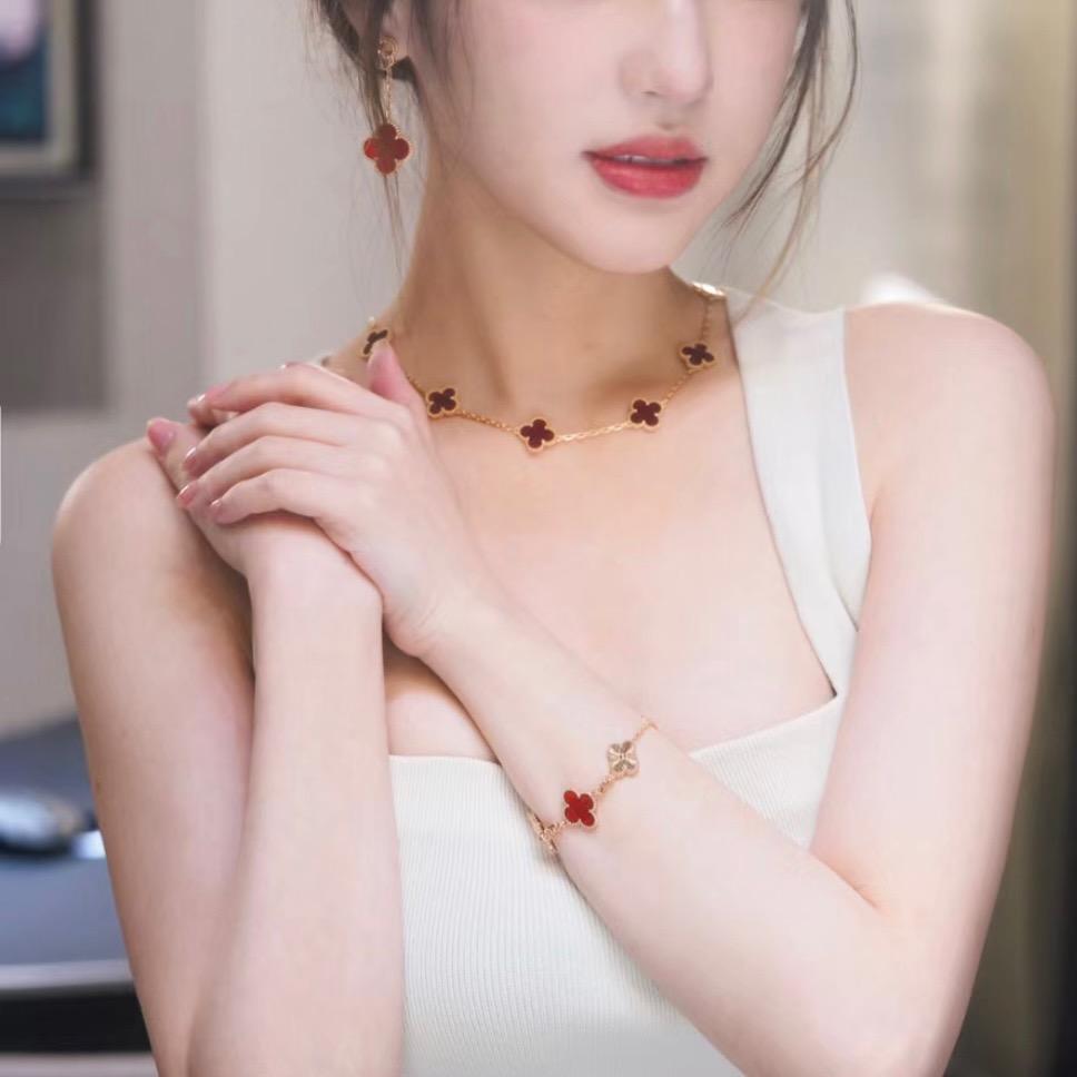 奢美高定饰品