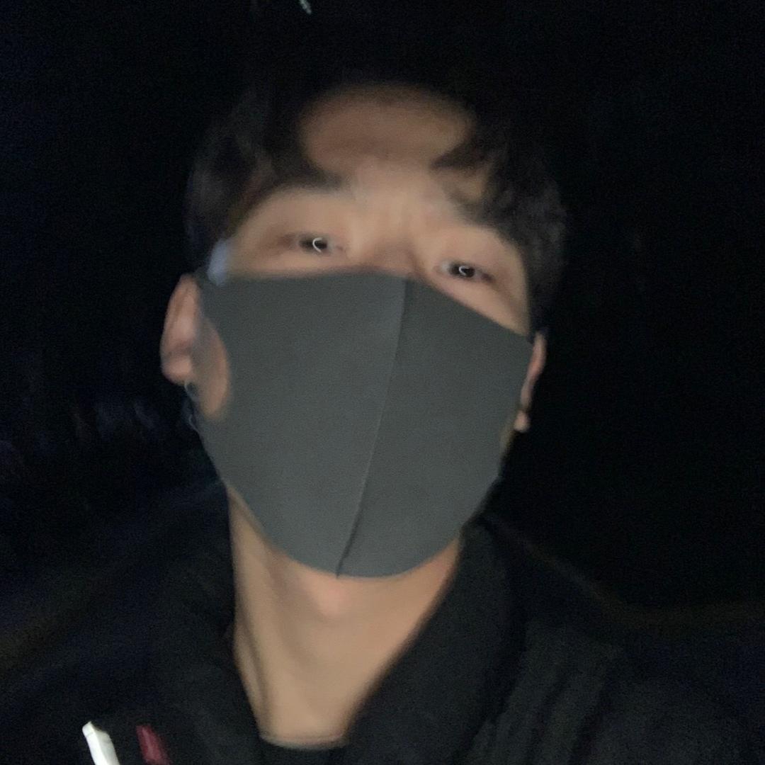 苦茶子爱卡屁股缝