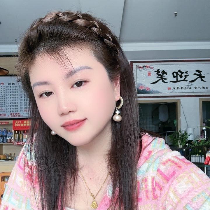 嘻嘻(♡˙︶˙♡)