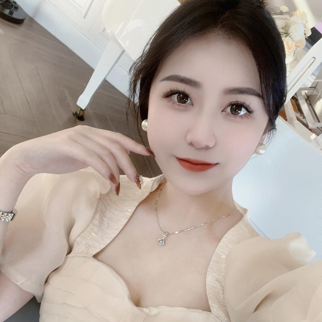 麦子牙服装
