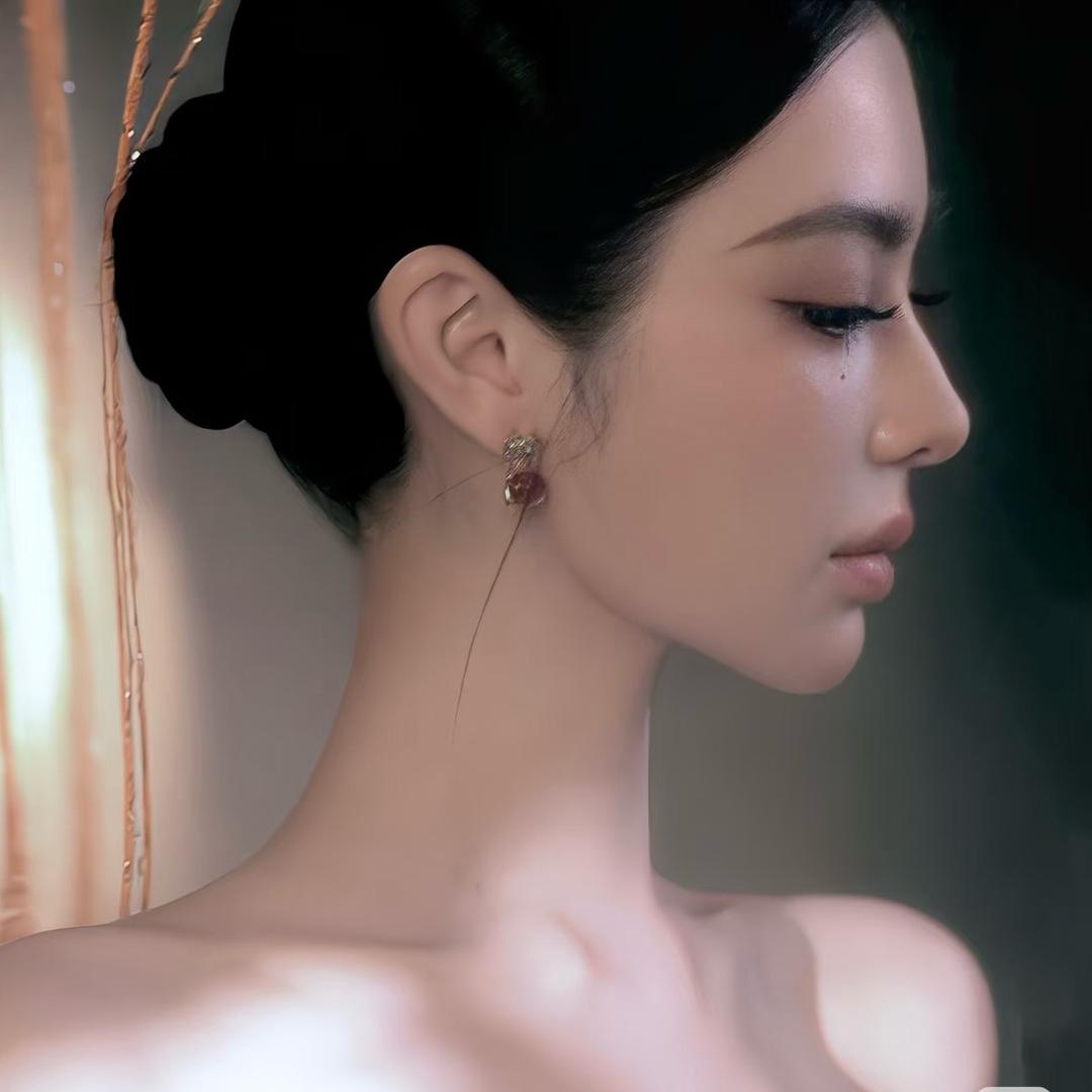 露老师.