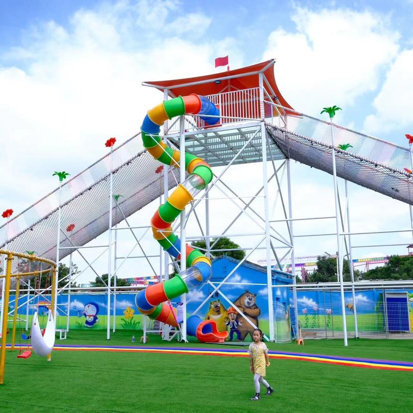 栏臂湾贵族欢乐世界