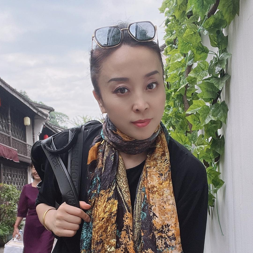 六儿（拒私聊）