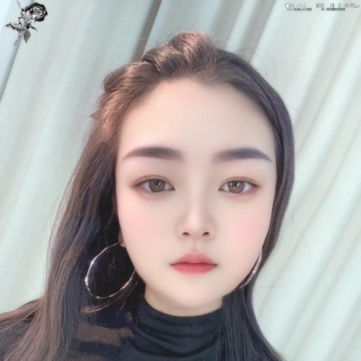 叶子☘️