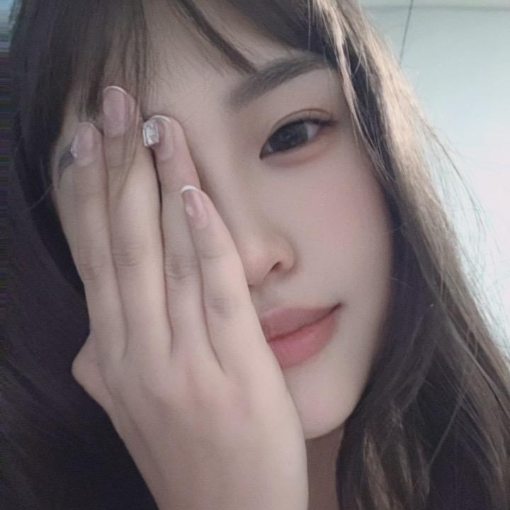 神的少女风情万种