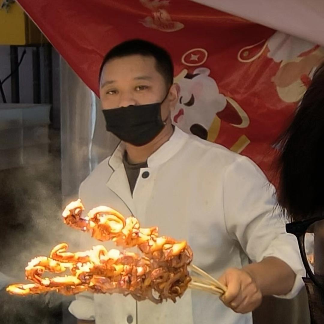 酱汁鱿鱼领导者