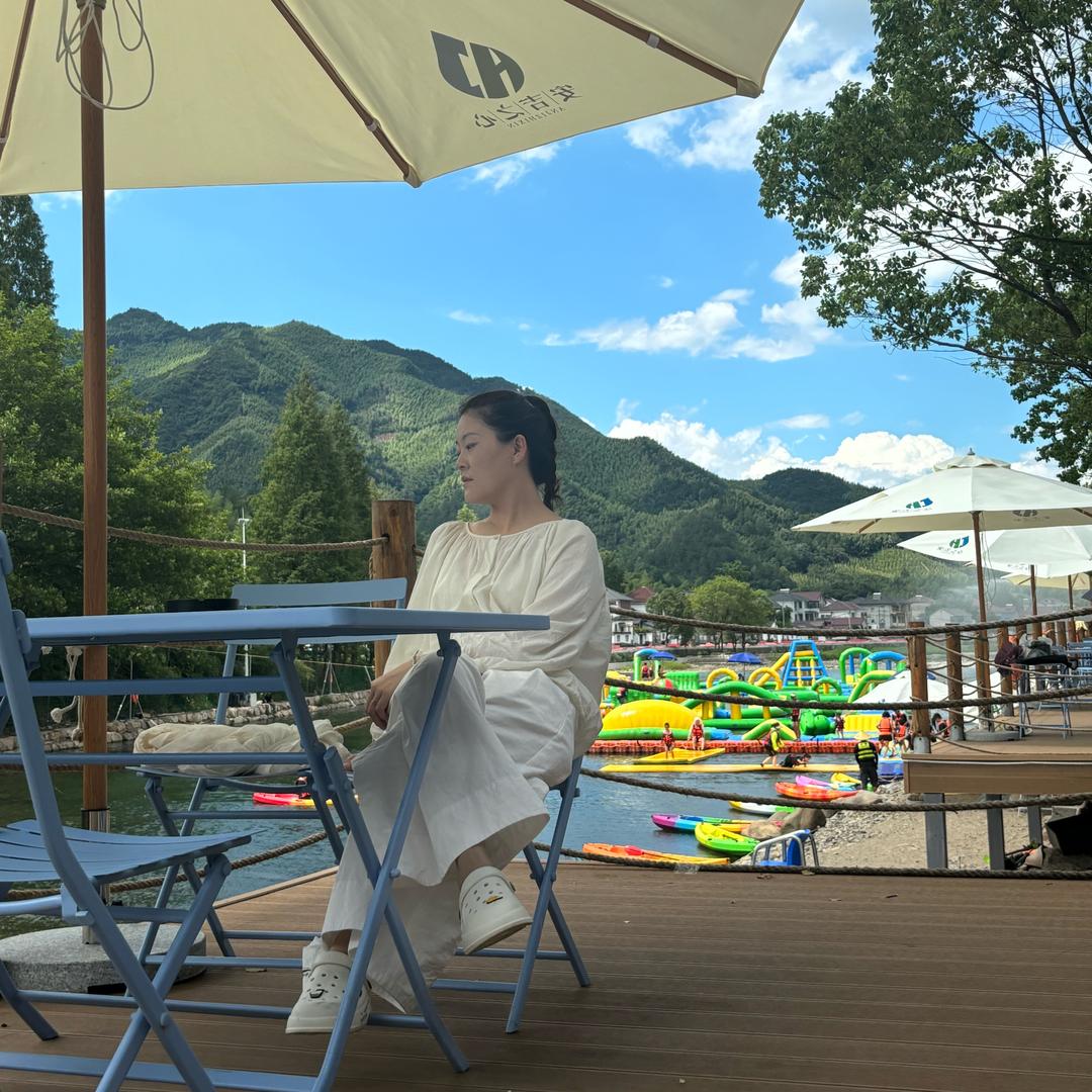 a给爷撒个娇