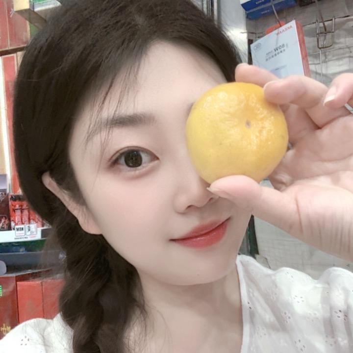 Ms Wang