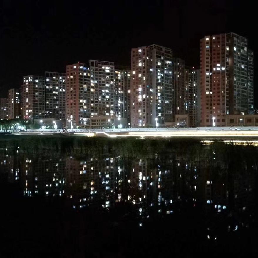 卖女孩的小房子