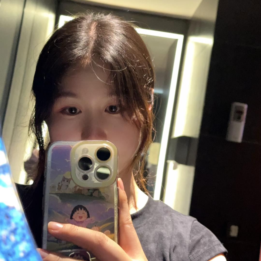爱说话，但社恐