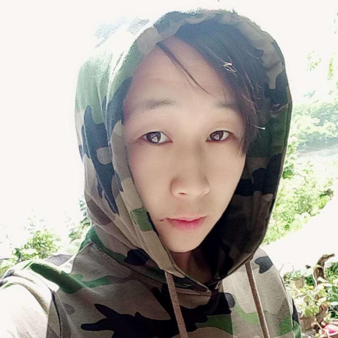 毛  毛