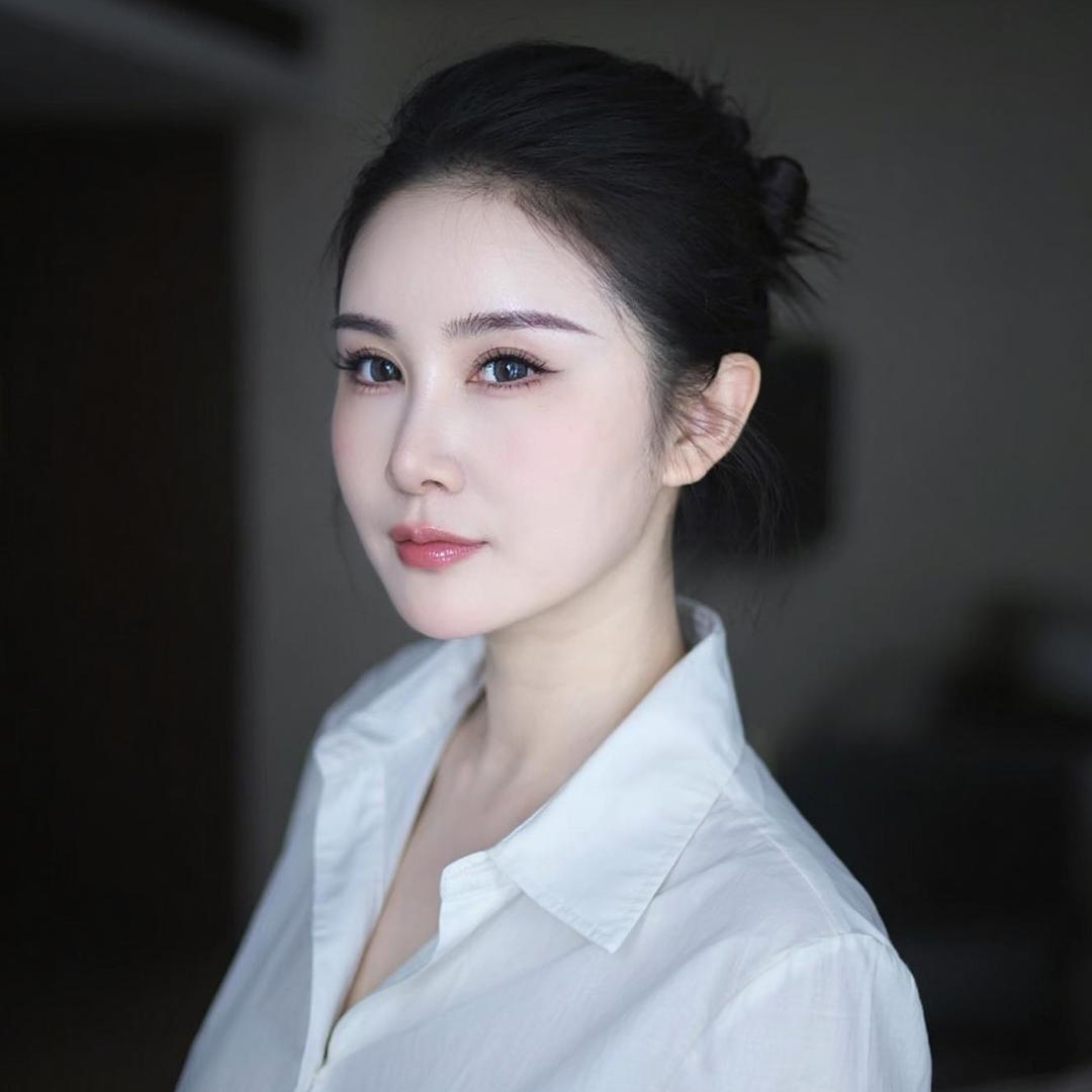 王小草。