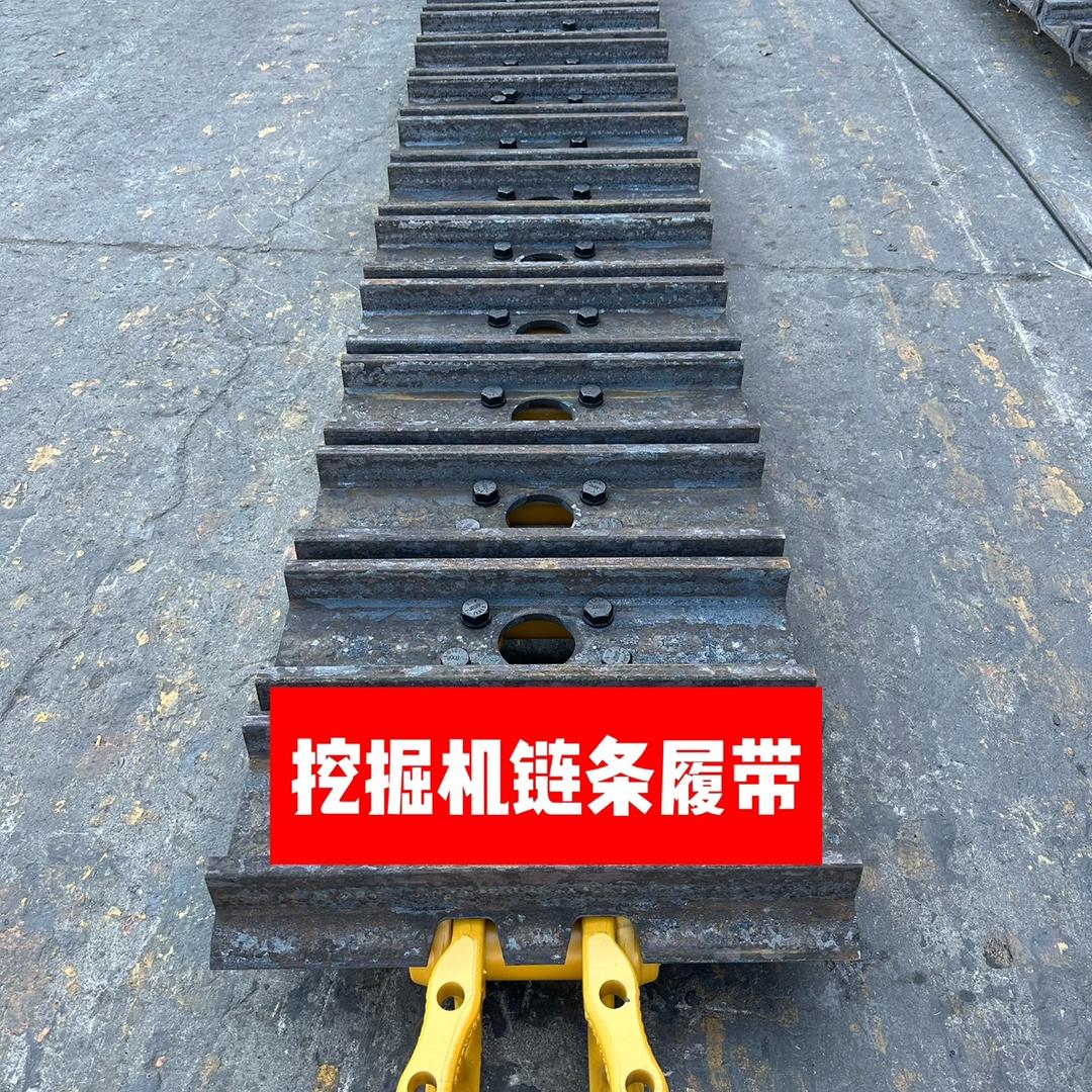 泉州柱诚四轮一带挖掘机推土机配件